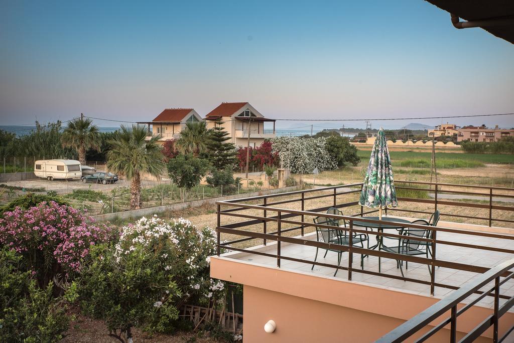 Villa Sirens House à Tavronitis Extérieur photo
