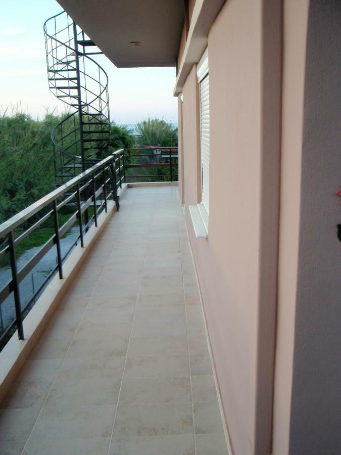 Villa Sirens House à Tavronitis Extérieur photo